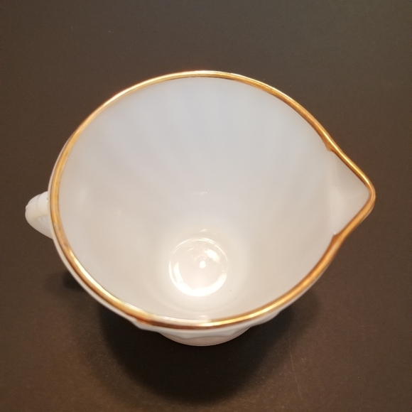 Vintage Anchor Hocking fire king milk glass creamer with gold trim - Picture 4 of 6